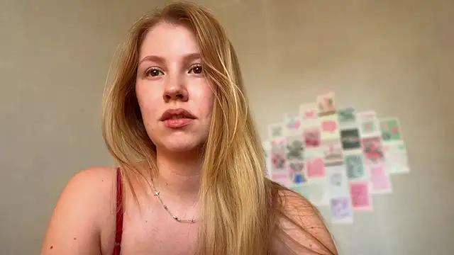 HoneyAudrey online show from 07/08/26, 02:16