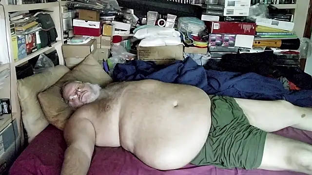 Snapshot of hadeszeuss2 chatting on 12/04/24, 02:37 hadeszeuss2 online show from 12/04/24, 02:37