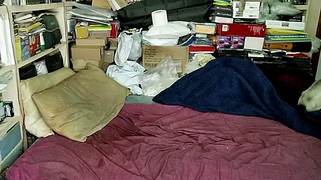 Snapshot of hadeszeuss2 chatting on 01/03/25, 06:14 hadeszeuss2 online show from 01/03/25, 06:14