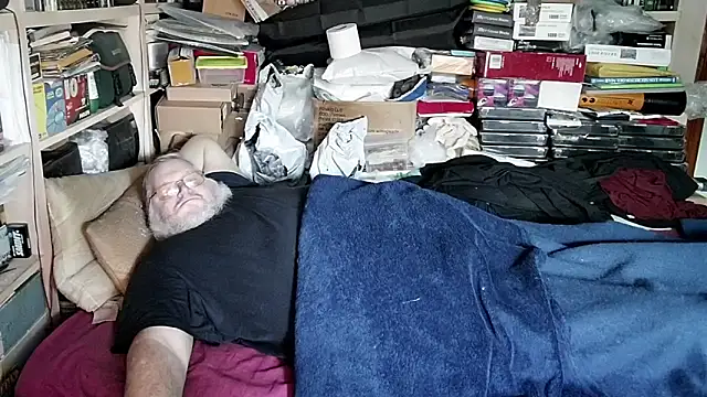 Snapshot of hadeszeuss2 chatting on 01/06/25, 03:08 hadeszeuss2 online show from 01/06/25, 03:08