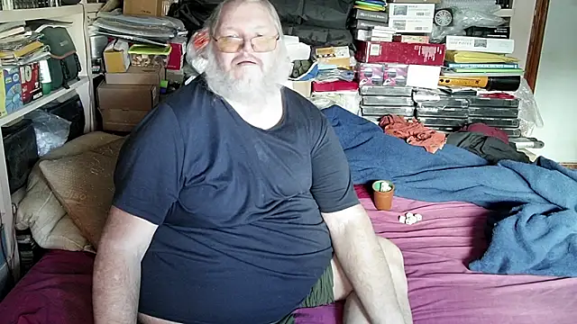 Snapshot of hadeszeuss2 chatting on 01/14/25, 02:32 hadeszeuss2 online show from 01/14/25, 02:32