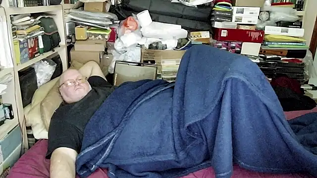 Snapshot of hadeszeuss2 chatting on 01/22/25, 05:38 hadeszeuss2 online show from 01/22/25, 05:38