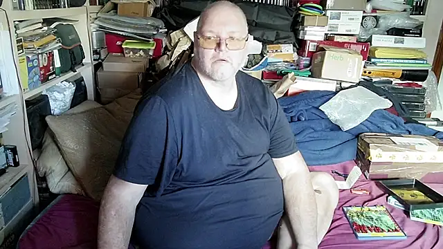 Snapshot of hadeszeuss2 chatting on 01/24/25, 02:51 hadeszeuss2 online show from 01/24/25, 02:51