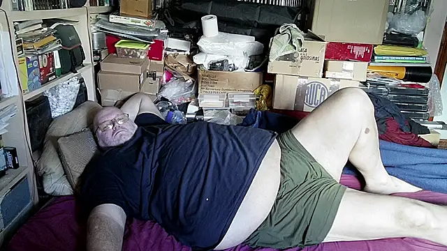 Snapshot of hadeszeuss2 chatting on 01/31/25, 02:28 hadeszeuss2 online show from 01/31/25, 02:28