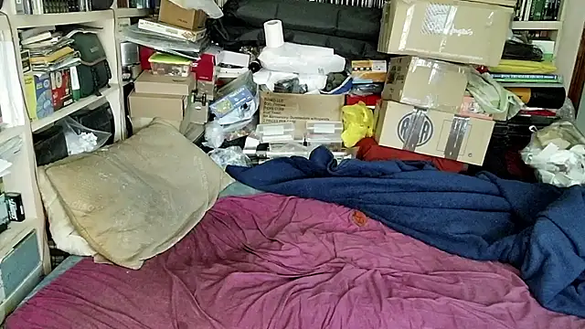 Snapshot of hadeszeuss2 chatting on 02/07/25, 05:18 hadeszeuss2 online show from 02/07/25, 05:18