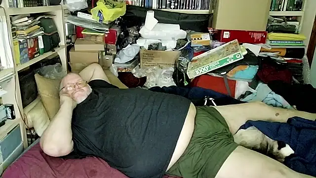 Snapshot of hadeszeuss2 chatting on 02/26/25, 02:57 hadeszeuss2 online show from 02/26/25, 02:57