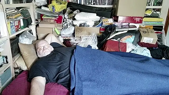 Snapshot of hadeszeuss2 chatting on 03/01/25, 02:44 hadeszeuss2 online show from 03/01/25, 02:44