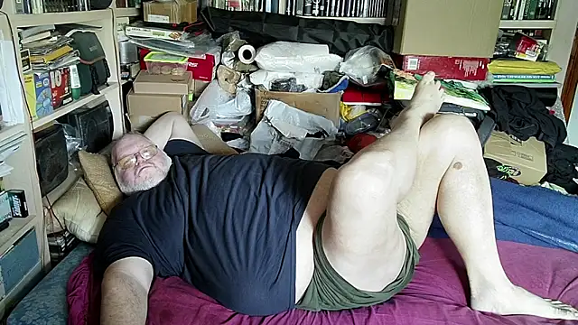 Snapshot of hadeszeuss2 chatting on 03/07/25, 02:34 hadeszeuss2 online show from 03/07/25, 02:34