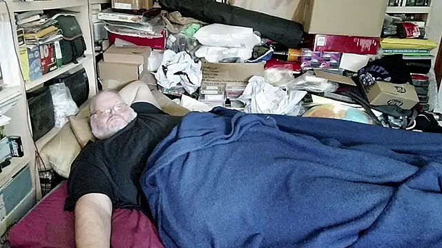 Snapshot of hadeszeuss2 chatting on 03/22/25, 05:41 hadeszeuss2 online show from 03/22/25, 05:41