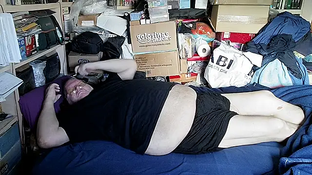 hadeszeuss2 online show from 02/23/26, 02:47