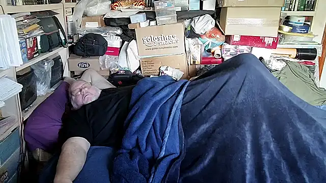 hadeszeuss2 online show from 03/29/26, 03:12