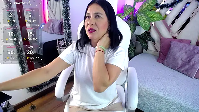 Camille jhonson online show from 12/21/25, 10:44