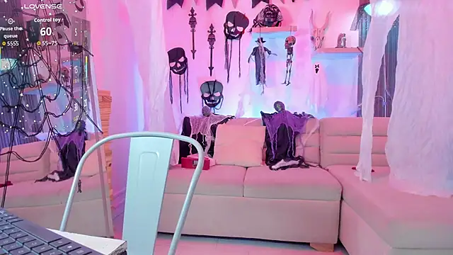 emma alice  online show from 10/18/25, 12:06