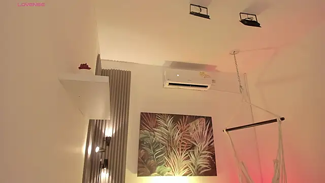 emma alice  online show from 11/05/25, 12:16