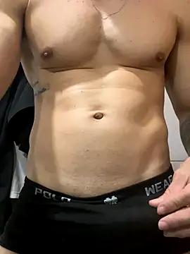 Snapshot of Lb20gostoso chatting on 10/09/25, 04:21 Lb20gostoso online show from 10/09/25, 04:21