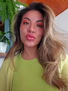 Karen San Miguel online show from 11/04/25, 07:13