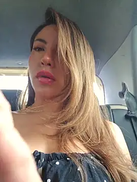 Karen San Miguel online show from 12/20/25, 04:58