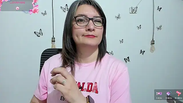 Snapshot of Amie_Adams82_ chatting on 09/24/25, 07:17 Amie Adams82 online show from 09/24/25, 07:17