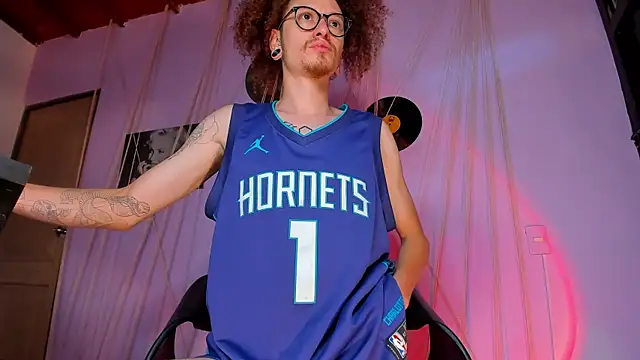 MrShaggy online show from 01/14/25, 01:28