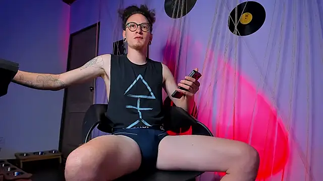 MrShaggy online show from 02/19/25, 11:46