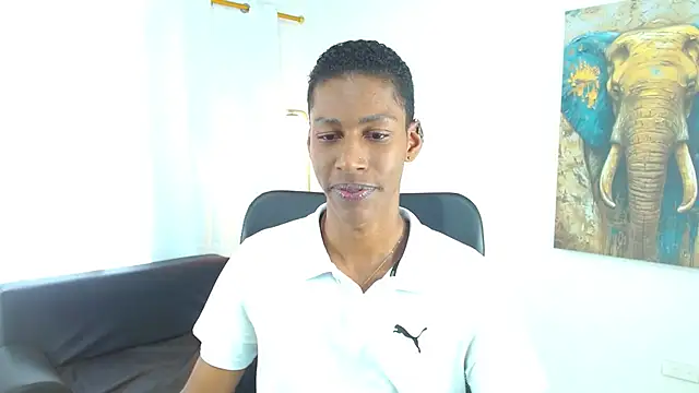 maiki18  online show from 02/05/26, 08:46