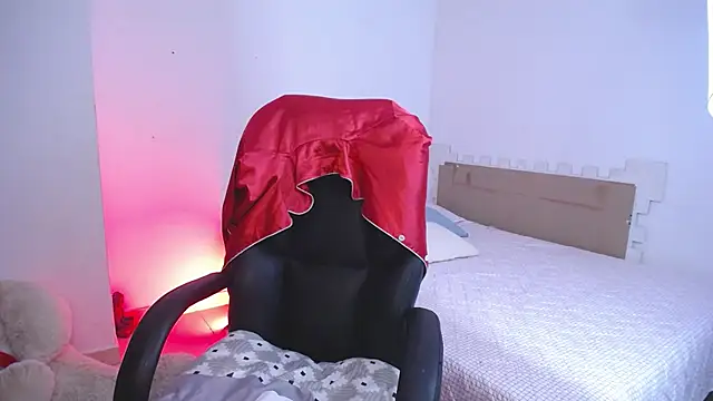 keelly richaardson1 online show from 02/08/25, 01:11