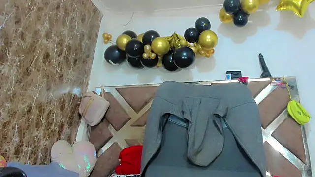 Snapshot of hannabigdirty chatting on 02/02/26, 02:54 hannabigdirty online show from 02/02/26, 02:54