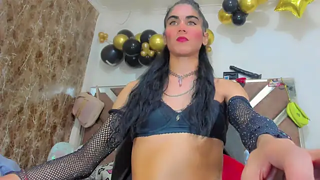 Snapshot of hannabigdirty chatting on 02/11/26, 04:12 hannabigdirty online show from 02/11/26, 04:12