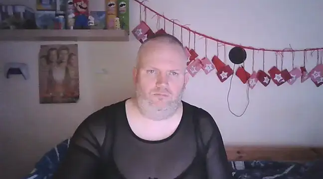 ShyBoy1982 online show from 02/23/25, 04:39