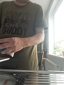 ShyBoy1982 online show from 09/30/25, 11:04