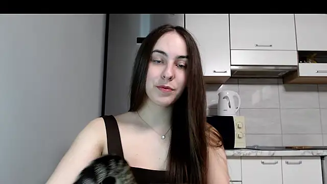 Snapshot of SierraSky_ chatting on 04/11/26, 05:17 SierraSky online show from 04/11/26, 05:17