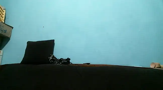 Snapshot of cocolicky chatting on 03/08/25, 03:50 cocolicky online show from 03/08/25, 03:50