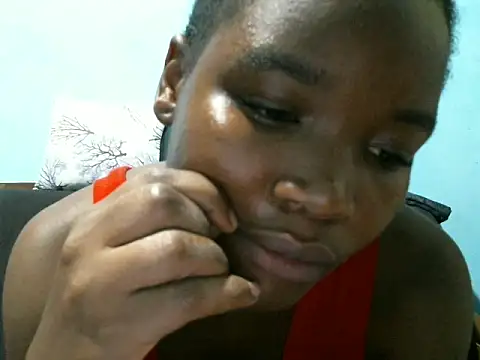 Snapshot of cocolicky chatting on 10/16/25, 08:10 cocolicky online show from 10/16/25, 08:10