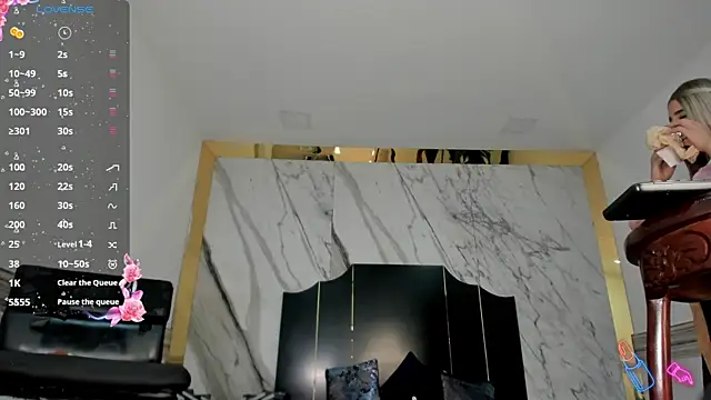 Victtoria Parker online show from 09/26/25, 01:04