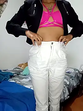 Leslly  online show from 01/05/25, 06:13