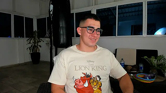 owengray2n online show from 01/25/25, 11:43