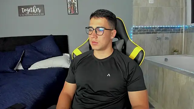 owengray2n online show from 02/22/25, 01:11