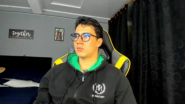 owengray2n online show from 10/01/25, 01:00