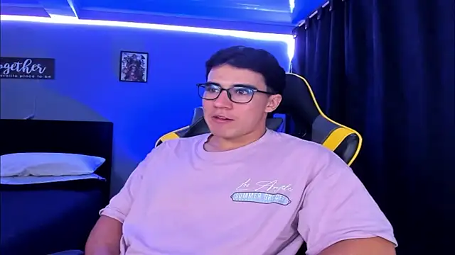 owengray2n online show from 10/12/25, 11:04