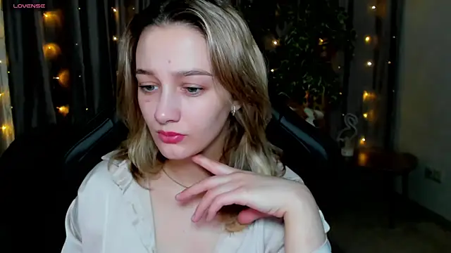 Sinty Noria online show from 03/10/25, 01:12