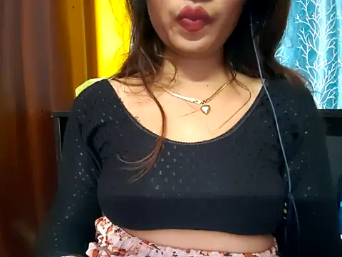 Snapshot of cutesoma2 chatting on 12/14/25, 05:40 cutesoma2 online show from 12/14/25, 05:40