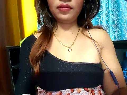 Snapshot of cutesoma2 chatting on 12/15/25, 06:01 cutesoma2 online show from 12/15/25, 06:01