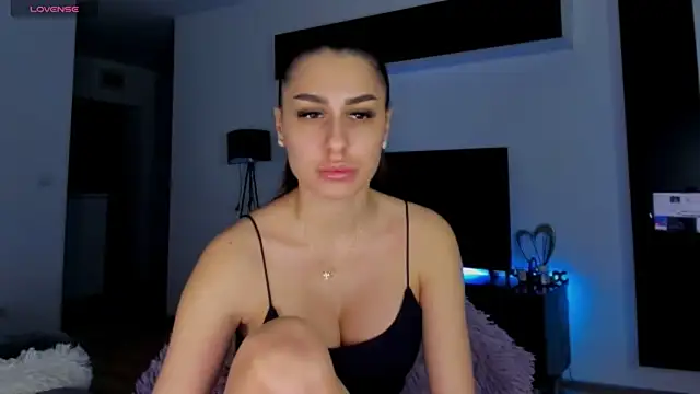 K chic online show from 02/09/25, 09:06