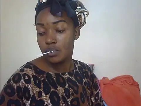Snapshot of Sexy_racy_rebel_ chatting on 10/23/25, 12:04 Sexy racy rebel online show from 10/23/25, 12:04