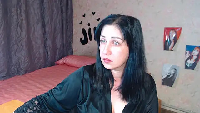 JillStevens online show from 10/06/25, 03:31