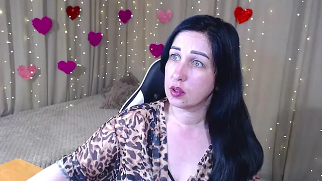 Snapshot of JillStevens chatting on 04/23/26, 02:41 JillStevens online show from 04/23/26, 02:41