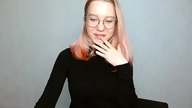 cindi hot online show from 12/26/24, 02:05