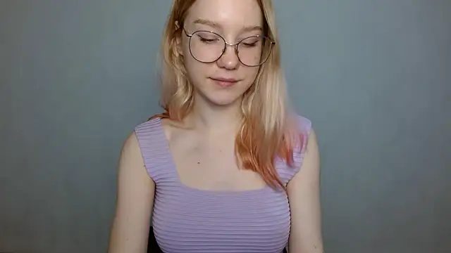 cindi hot online show from 01/10/25, 11:22