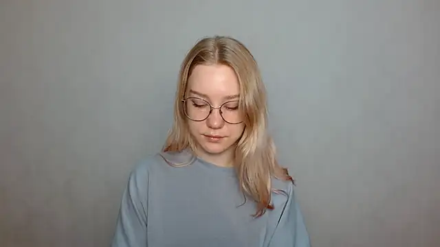 cindi hot online show from 01/31/25, 09:16