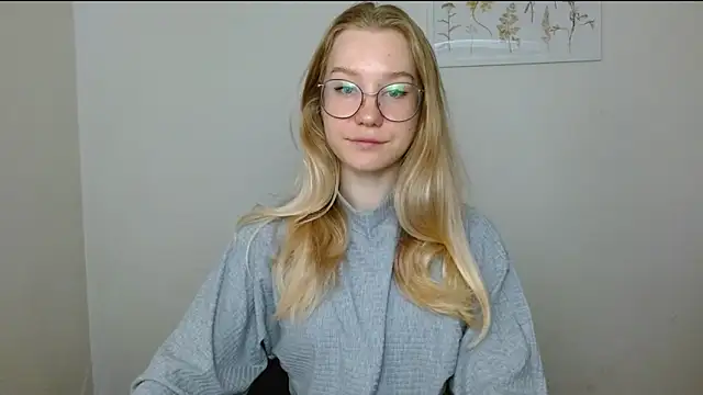 cindi hot online show from 09/14/25, 10:25